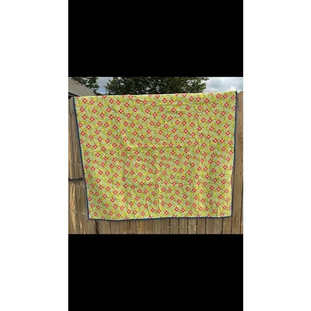 Machine Sewn Square Floral Green/Blue Quilt - Twin XL or 68